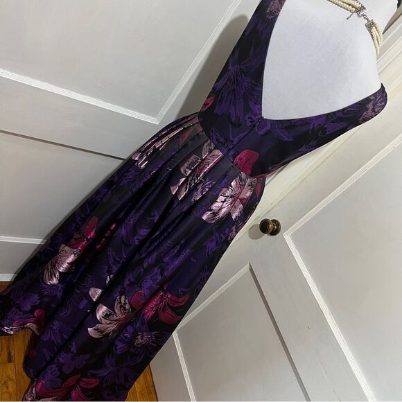 ⬇️REDUCED!! ADRIANNA PAPELL | Purple Floral Gown Women's Size 12 - Picture 12 of 16